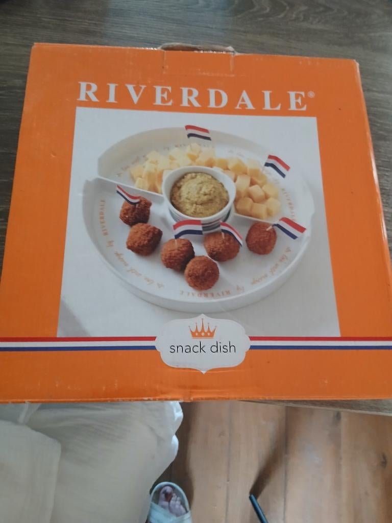 Riverdale Snack Dish - Serveerschaal voor hapjes, Overige typen, Nieuw, Ophalen of Verzenden, Steen/keramiek