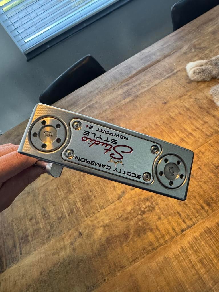 Scotty Cameron Studio Style Newport 2.5 Plus putter, Sport en Fitness, Golf, Ophalen of Verzenden, Gebruikt, Club, Overige merken
