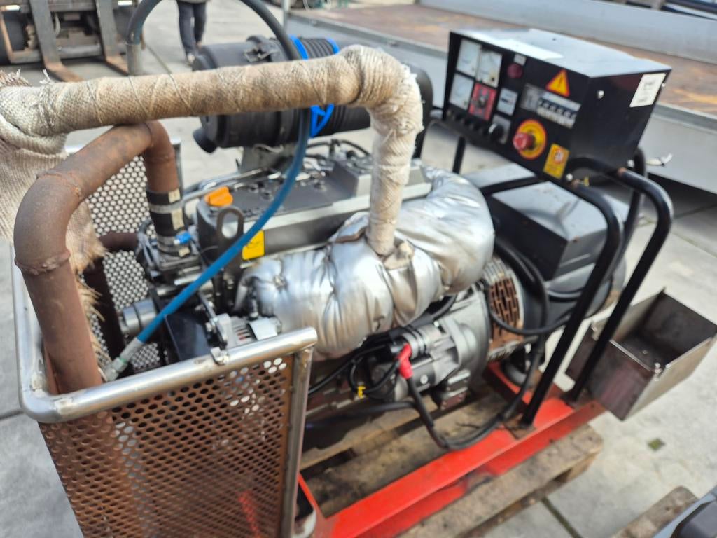 Yanmar 35 kva aggregaat, Gebruikt, Dieselolie, Geluidgedempt, Ophalen of Verzenden