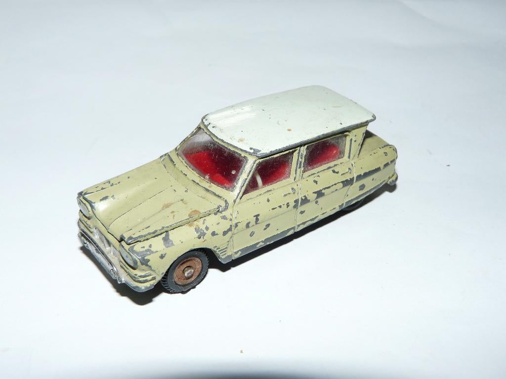 Dinky Toys - 557 - Citroen 3CV Ami, Ophalen, Gebruikt, Auto, Dinky Toys