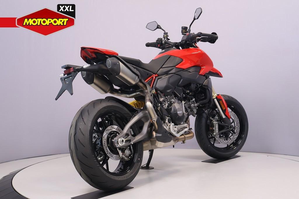 Ducati HYPERMOTARD V2 (bj 2026), Ducati North Europe B.V., Bedrijf, Toermotor, Maanweg 174
2516 AB  Den Haag, NL