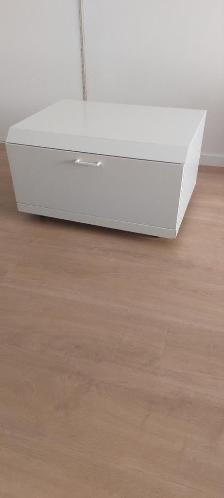Dekenkist / ladekast / tv kast, Ophalen, Gebruikt, 50 tot 100 cm, 75 tot 100 cm