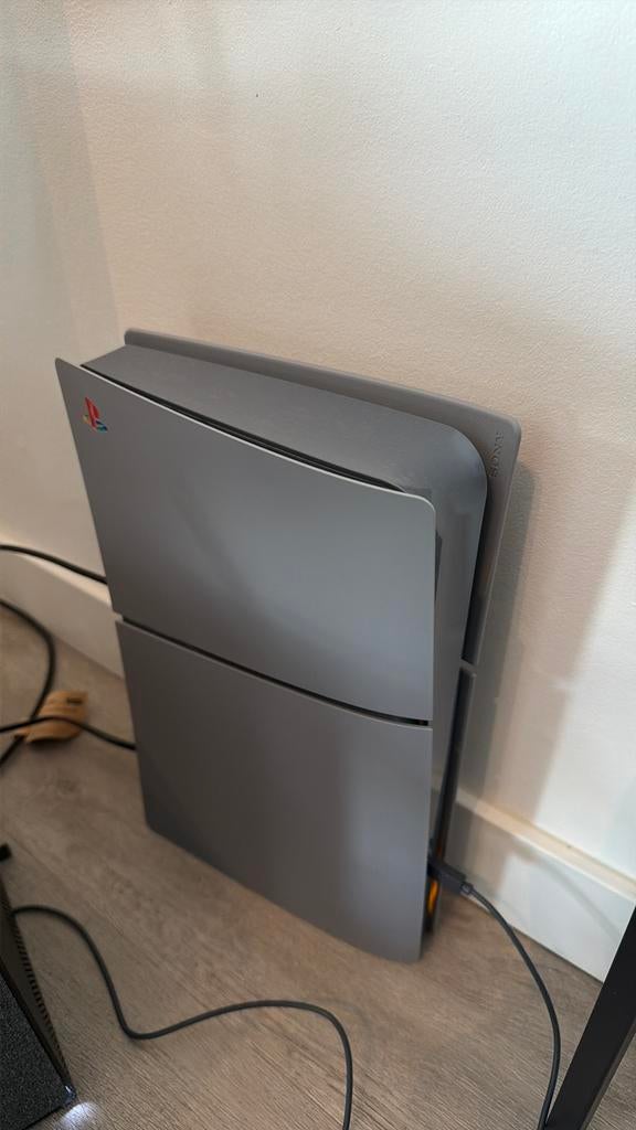 PlayStation 5 - 30 Anniversary Edition, Spelcomputers en Games, Ophalen, Zo goed als nieuw