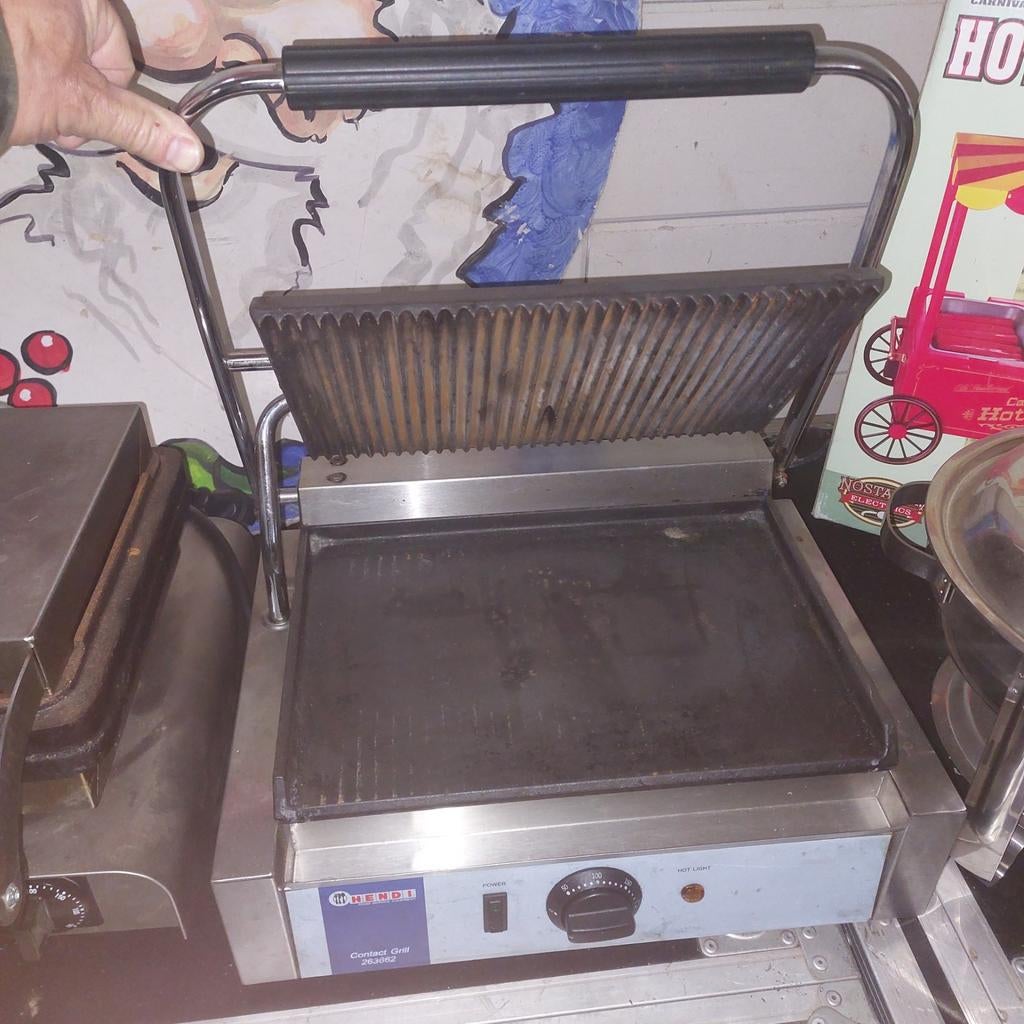 Panini grillplaat is 100% en helemaal nagetekend il, Witgoed en Apparatuur, Contactgrills, Ophalen
