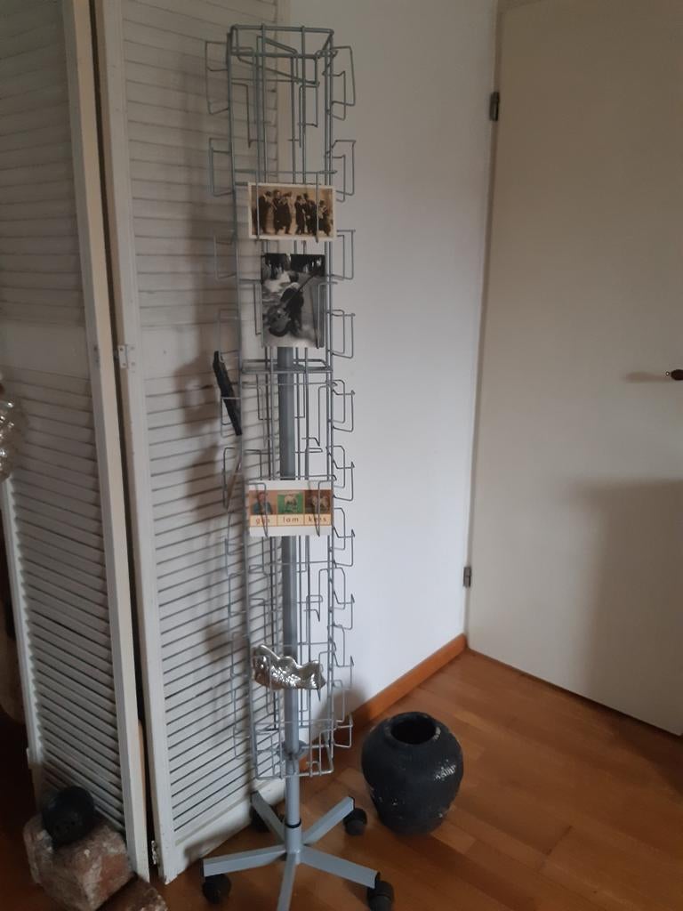 Stoere kaartenmolen rek carousel,landelijk  brocante, Antiek en Kunst, Curiosa en Brocante, Ophalen