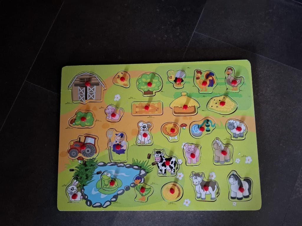 houten insteek puzzel boerderij, Ophalen, 10 tot 50 stukjes, Zo goed als nieuw, 2 tot 4 jaar