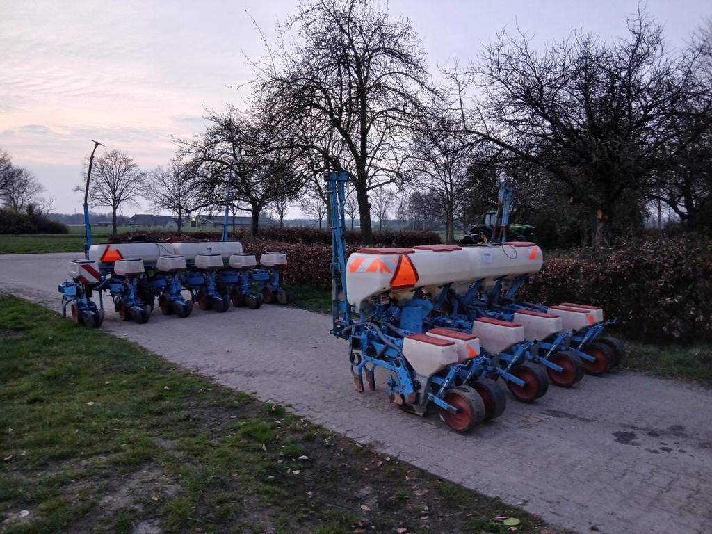 Monosem 6 rij maiszaaimachine met computer 8 rij monoshox, Zakelijke goederen, Ophalen of Verzenden