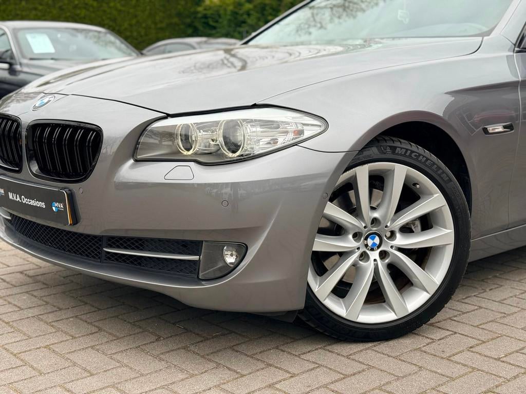 BMW 5-serie Touring 523i Executive|Trekhaak|Navigatie|Automa, Euro 5, Gebruikt, Zwart, 2000 kg