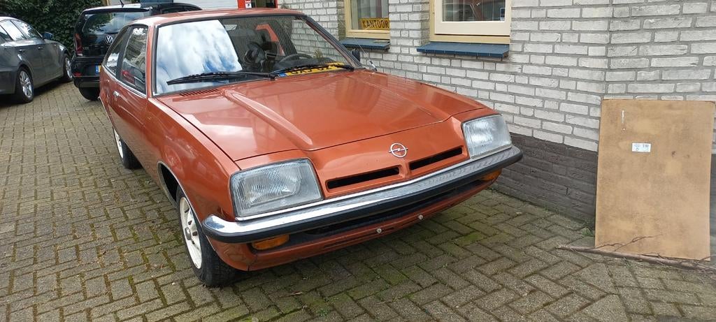 Opel MANTA B 1979, Auto's, Oldtimers, Achterwielaandrijving, 74 pk, Zwart, Overige kleuren