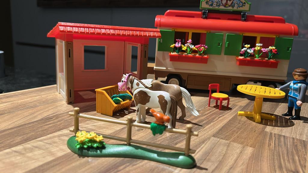 Playmobil 70510 Country woonwagen met paarden, Ophalen of Verzenden, Gebruikt, Complete set