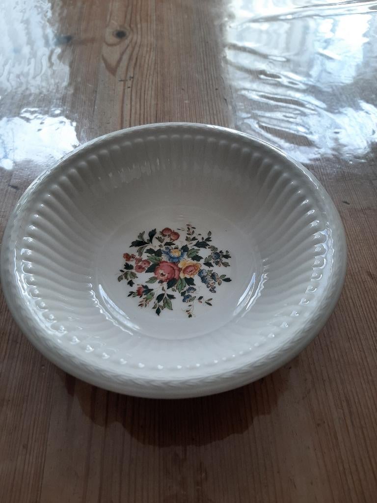 WEDGWOOD CONWAY - COMPOTE SCHAALTJE - DIA 16 CM, Nieuw, Ophalen of Verzenden, Schaal of Schalen, Wedgwood