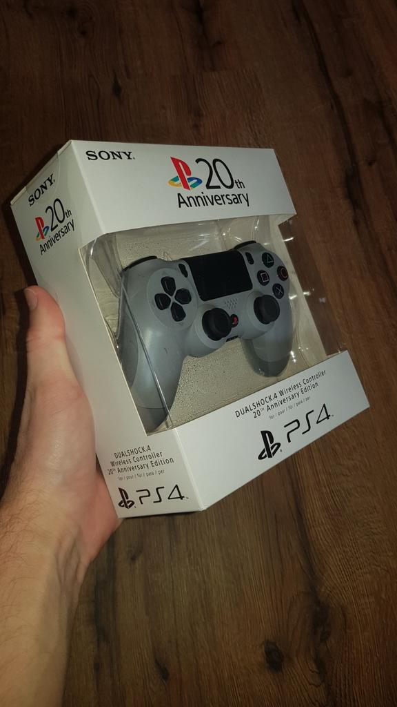 DualShock 4 - 20th Anniversary Edition, Ophalen of Verzenden, Nieuw