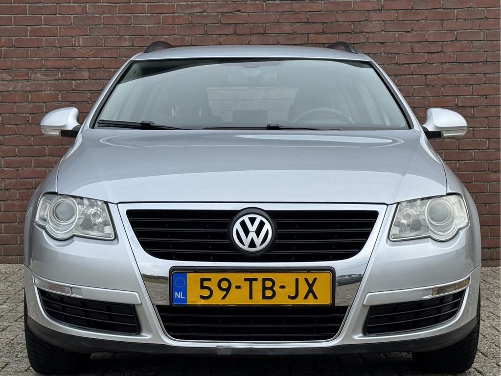 Volkswagen Passat Variant 2.0 FSI COMFORTLINE | NL-AUTO!, Auto's, Stof, Gebruikt, Beige, 4 cilinders