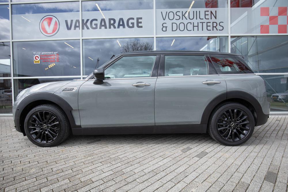 Mini Mini Clubman 1.5 Cooper Knightsbridge | Panoramadak | L, 12 maanden, 136 pk, Gebruikt, Lichtsensor