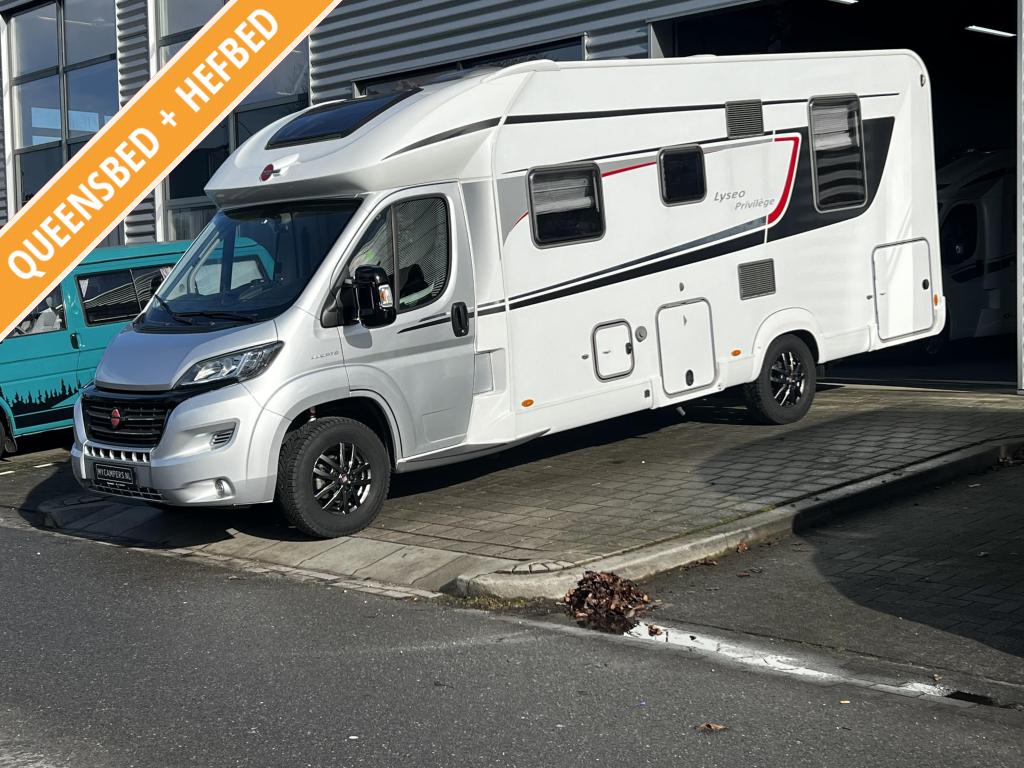 Bürstner Lyseo Privilege 734 QUEENSBED+HEFBED, Caravans en Kamperen, Ringverwarming, Fiat, Startonderbreker, 7 tot 8 meter