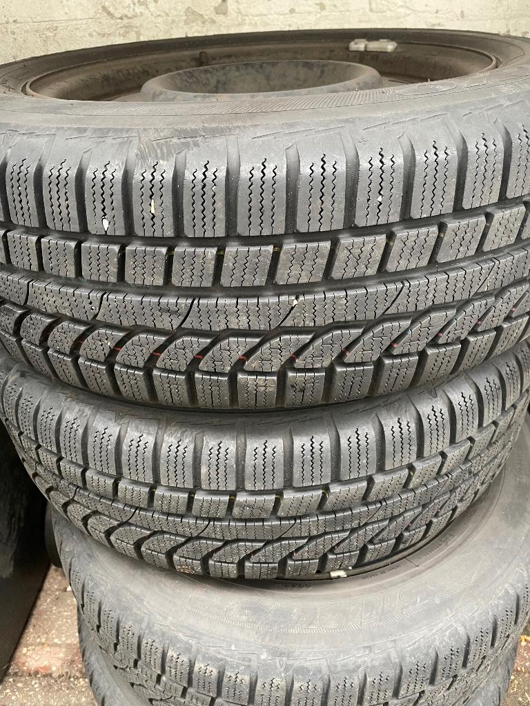 Set winterbanden, Ophalen, Gebruikt, 16 inch, Banden en Velgen