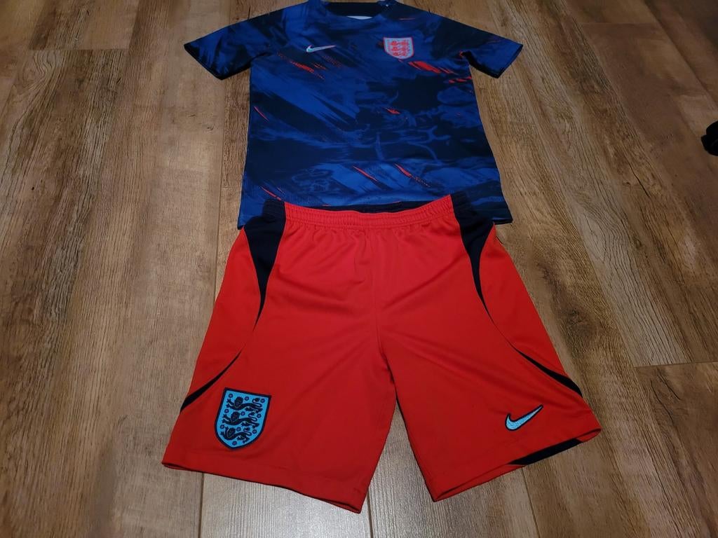 Voetbalpakje Engeland maat 147-158, Maat XS of kleiner, Ophalen of Verzenden, Zo goed als nieuw, Set