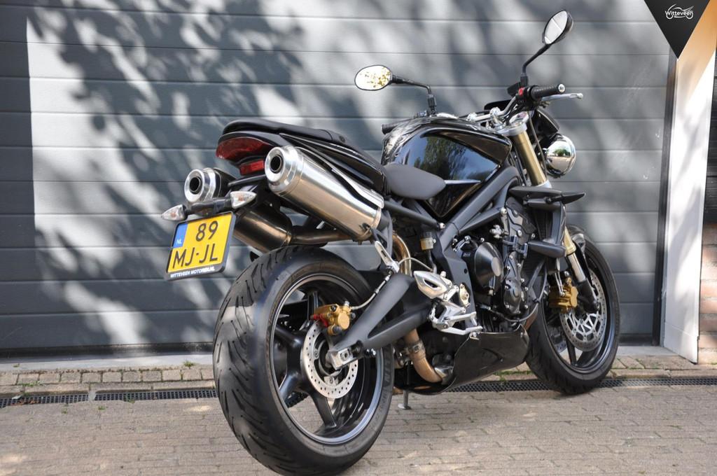Triumph Street Triple 675 - foto 3