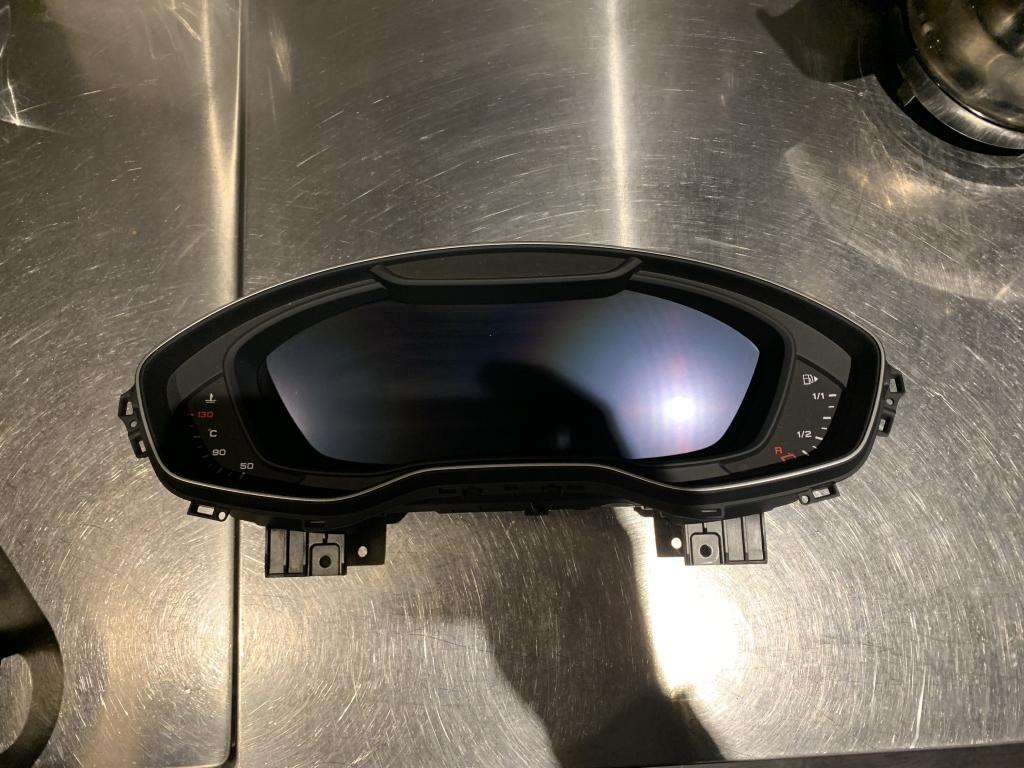 Audi A4 Virtual KM Teller Digitaal, Auto-onderdelen, Niet ingevuld, Niet ingevuld, Niet ingevuld, Audi