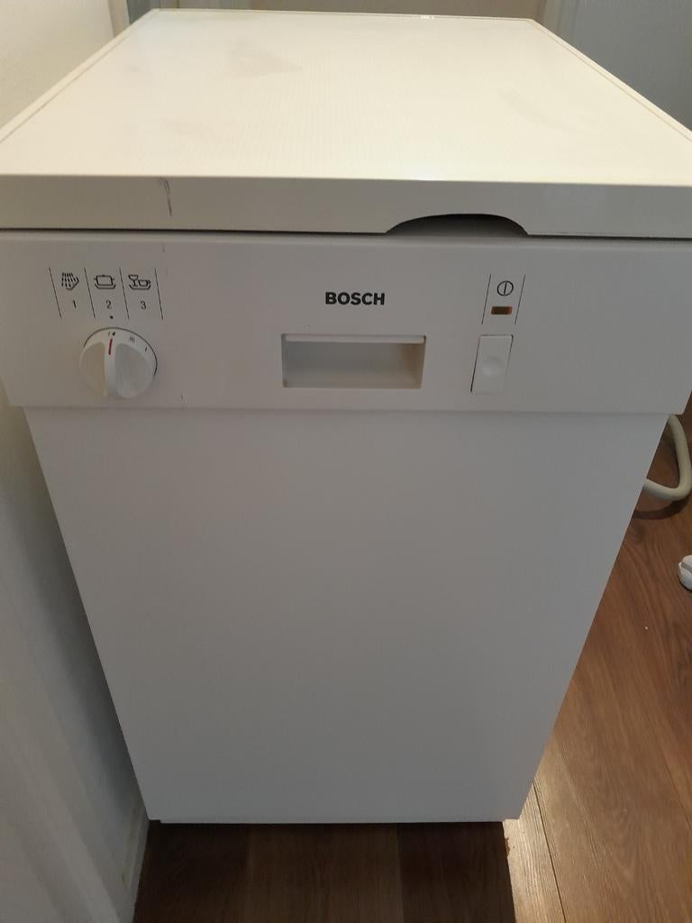 Bosch  vaatwasser  (klein model ), Gebruikt, 14 tot 18 liter, Ophalen of Verzenden, 85 tot 90 cm