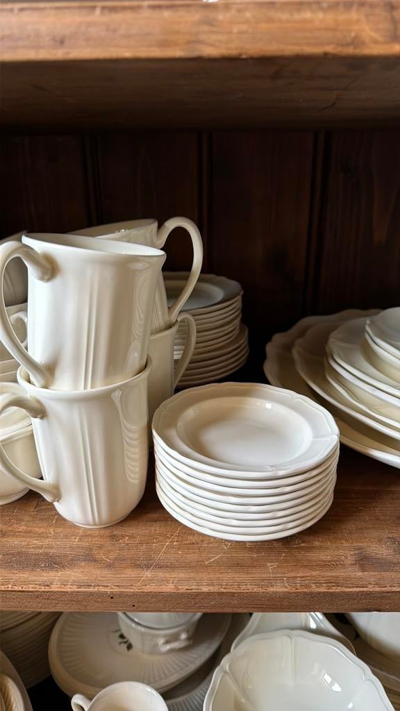 Wedgwood QUEENS PLAIN / SHAPE, Ophalen of Verzenden, Zo goed als nieuw, Bord(en), Wedgwood