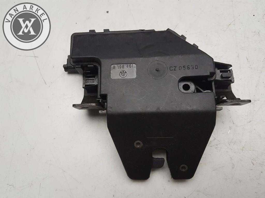 Bmw e87 e8x kofferbak slot 8196401, Auto-onderdelen, Gebruikt, -, -, Ophalen of Verzenden