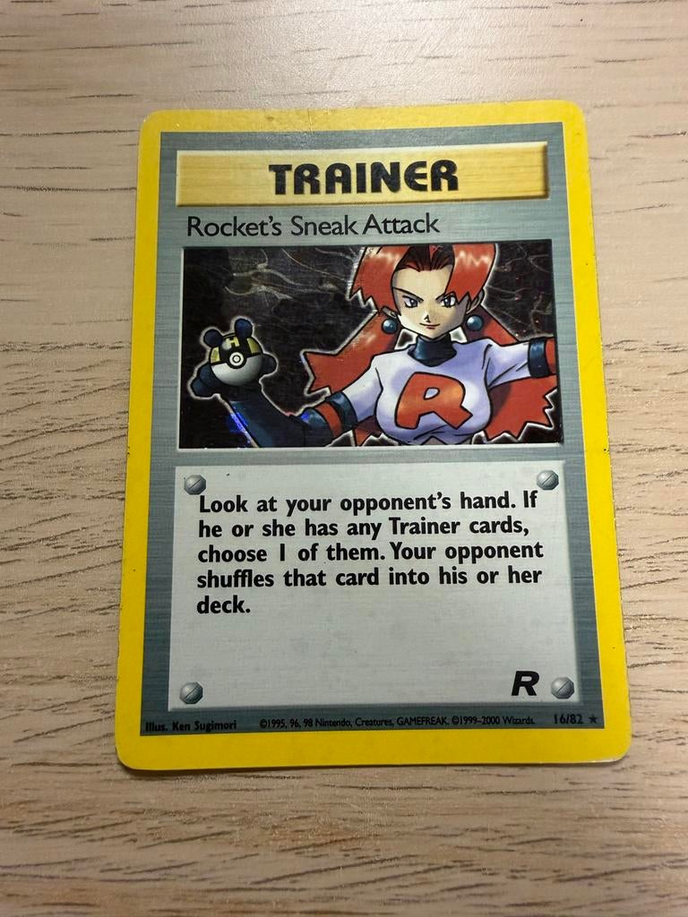 Rocket's Sneake Attack Holo Trainer 16/82, Ophalen of Verzenden, Gebruikt, Losse kaart