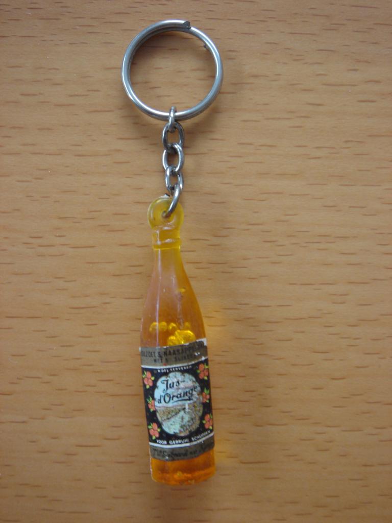 Sleutelhanger Fles Jus d’Orange  , Verzamelen, Ophalen of Verzenden, Gebruikt, Merk