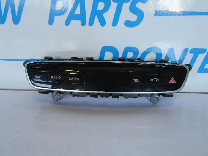 Regelunit Multi Media van een Mercedes V-Klasse, Gebruikt, -, Verzenden, -