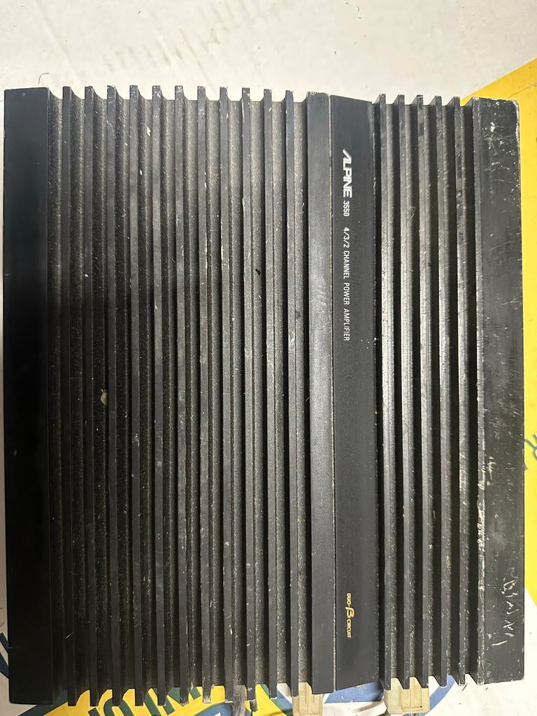 Alpine oldskool car versterker, Auto diversen, Ophalen of Verzenden, Gebruikt