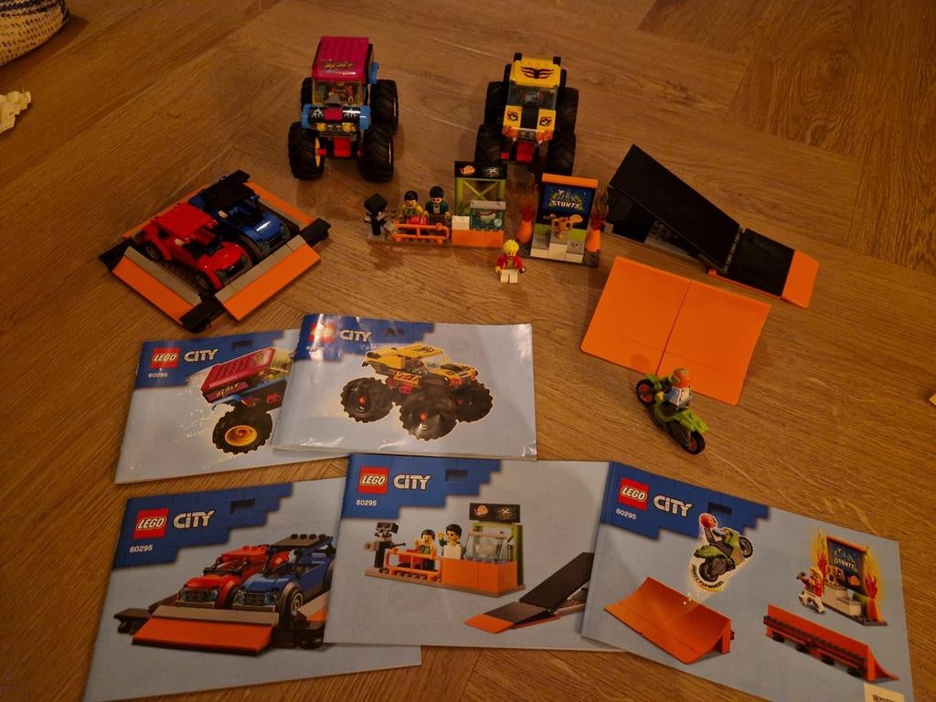 Lego Stuntz 60295 Stuntshow arena, grote complete set, Ophalen of Verzenden, Zo goed als nieuw, Complete set, Lego