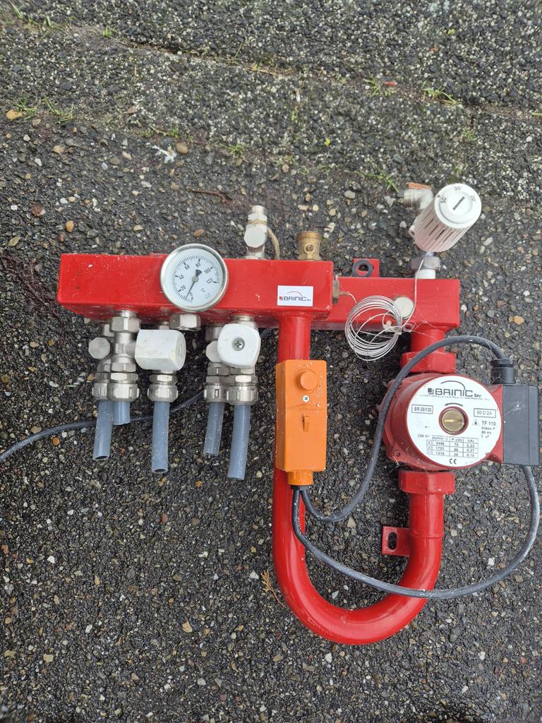 Gebruikte verwarming verdeler, Gebruikt, Minder dan 30 cm, Overige typen, Minder dan 60 cm