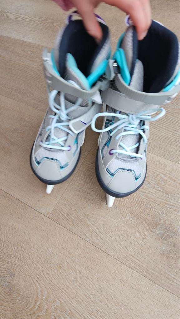 Schaatsen maat 32 tot 35, Ophalen