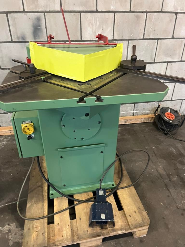 Uithoekmachine Boschert LB12 K4 225/4 mm, Ophalen of Verzenden, Nieuw
