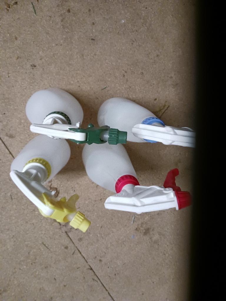 Spuitflesjes, Huis en Inrichting, Ophalen of Verzenden