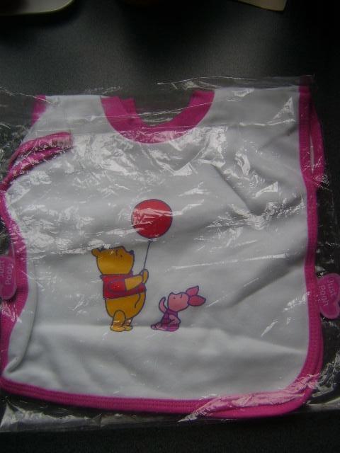 2 winnie de pooh slabbertjes( nieuw), Ophalen of Verzenden, Nieuw