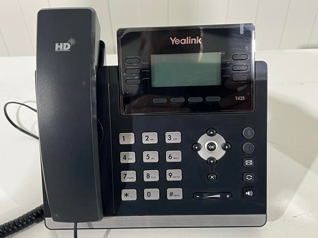 Yealink T42S IP Telefoon, Ophalen of Verzenden, Zo goed als nieuw, 2 handsets