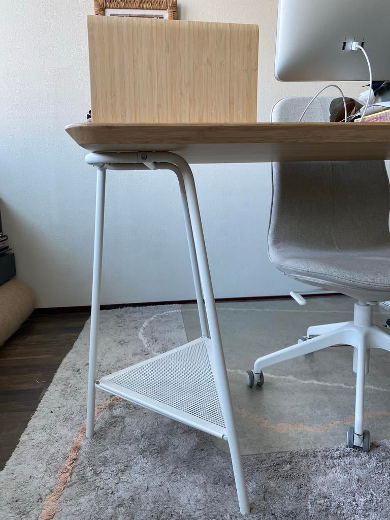 Bureau ikea, Ophalen, Zo goed als nieuw, Bureau