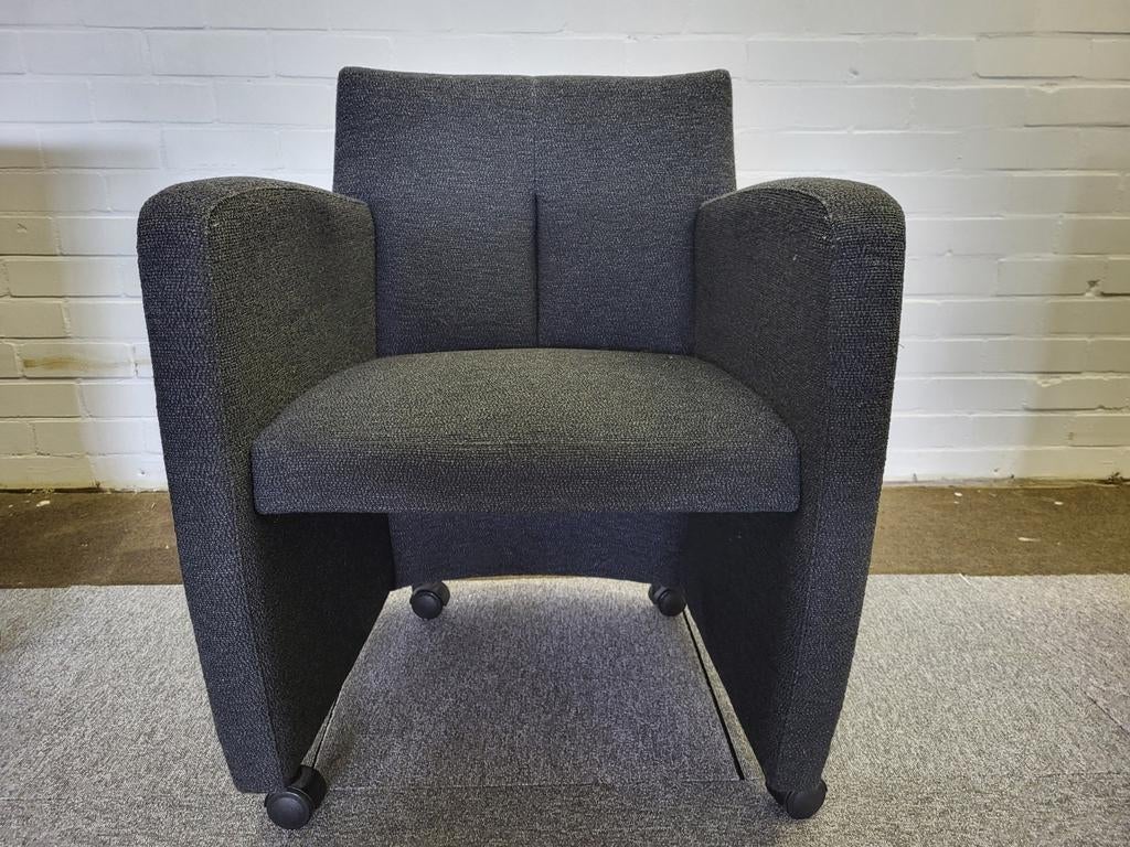 Leolux Kilenge | 4 eetkamerstoelen | Antraciet zwart, Modern design, Ophalen of Verzenden, Vier, Stof