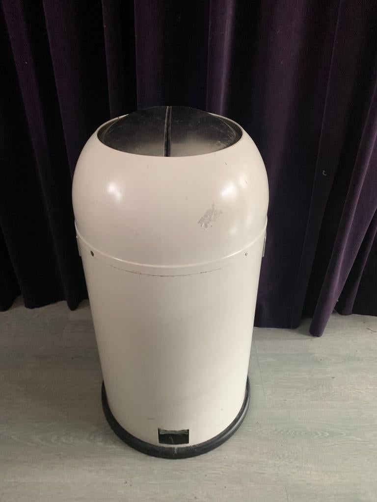 Wesco witte kickmaster pedaalemmer opknapper, Ophalen, Gebruikt, Met pedaal, 50 tot 75 cm