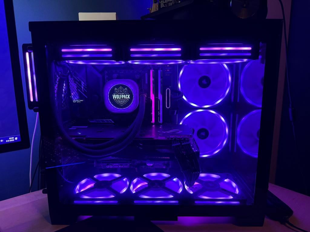 Lian Li o11 Dynamic Mini, Computers en Software, Computerbehuizingen, Zo goed als nieuw, Ophalen of Verzenden