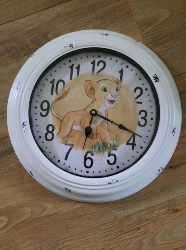 Disney Lion King/Leeuwenkoning/Simba wandklok, Ophalen of Verzenden, Leeuwenkoning of Jungle Boek, Zo goed als nieuw, Servies