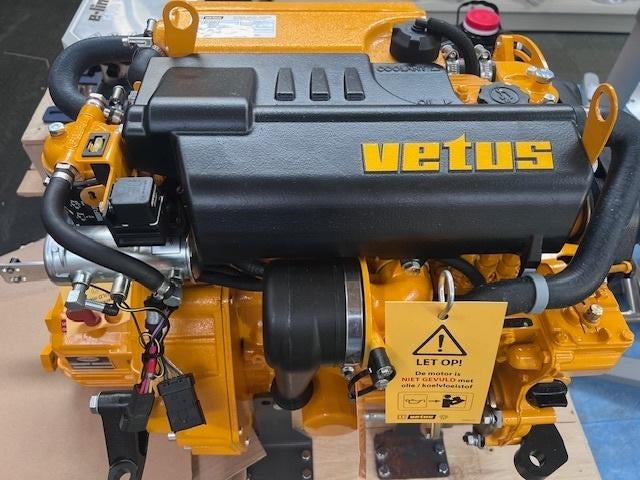 27 PK Vetus incl keerkoppeling nodig? - Klaas Mulder Zaandam, Ophalen, Nieuw, Motor en Techniek