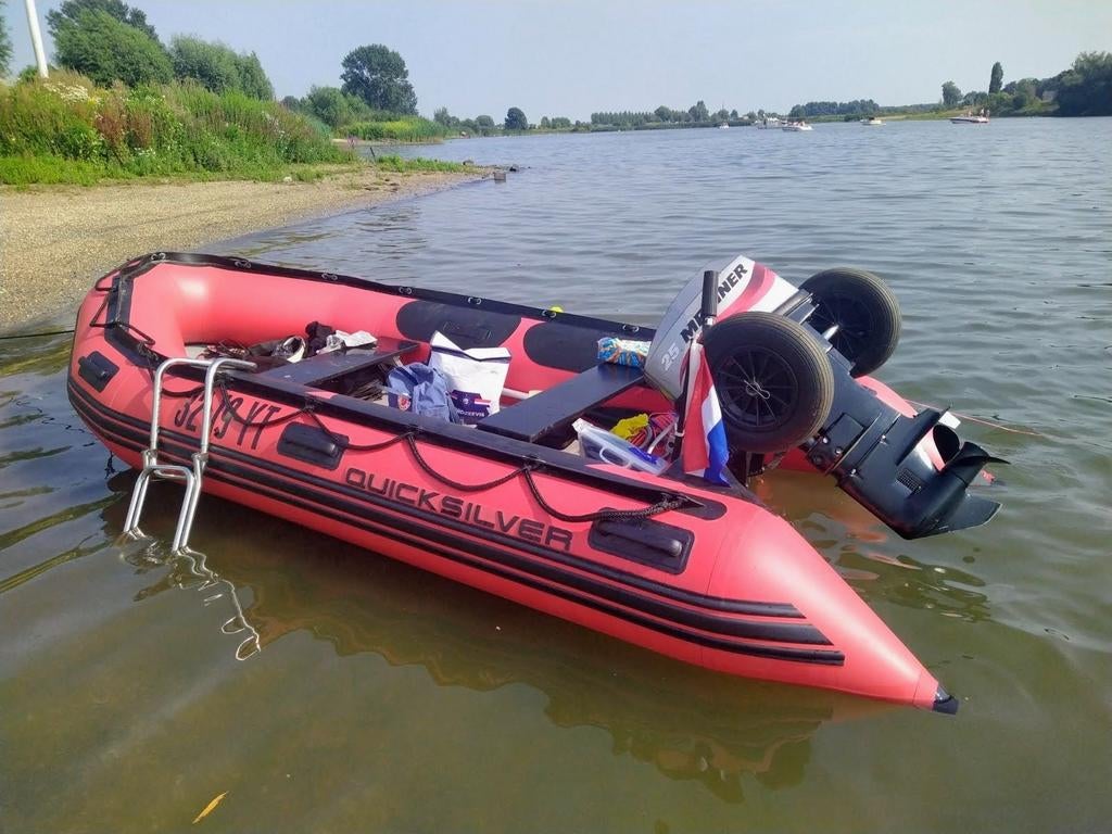 Quicksilver HD380 Rubberboot met Transportwielen en Bankjes, Ophalen of Verzenden