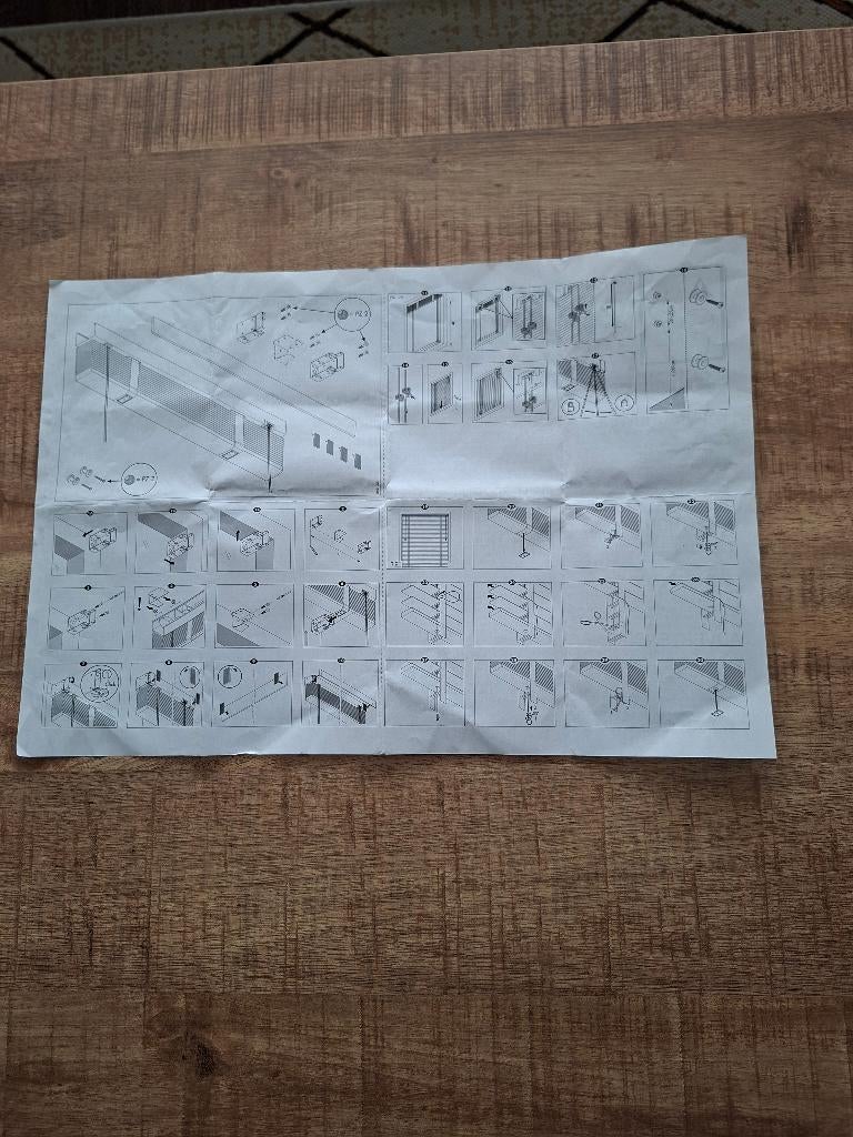 JALOEZIE, Ophalen, Zo goed als nieuw