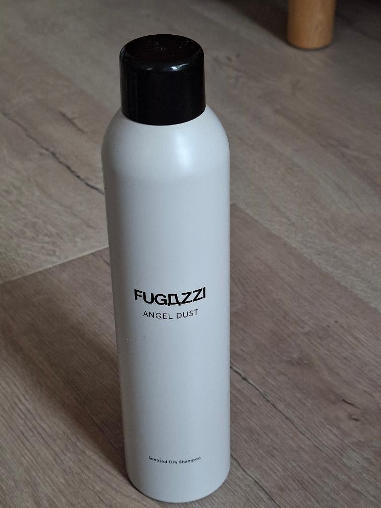 FUGAZZI dry shampoo ( 300 ml ), Ophalen of Verzenden, Nieuw, Overige typen