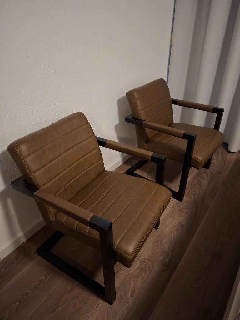 Stoelen (lederlook), Ophalen, Kunststof, Gebruikt, Twee