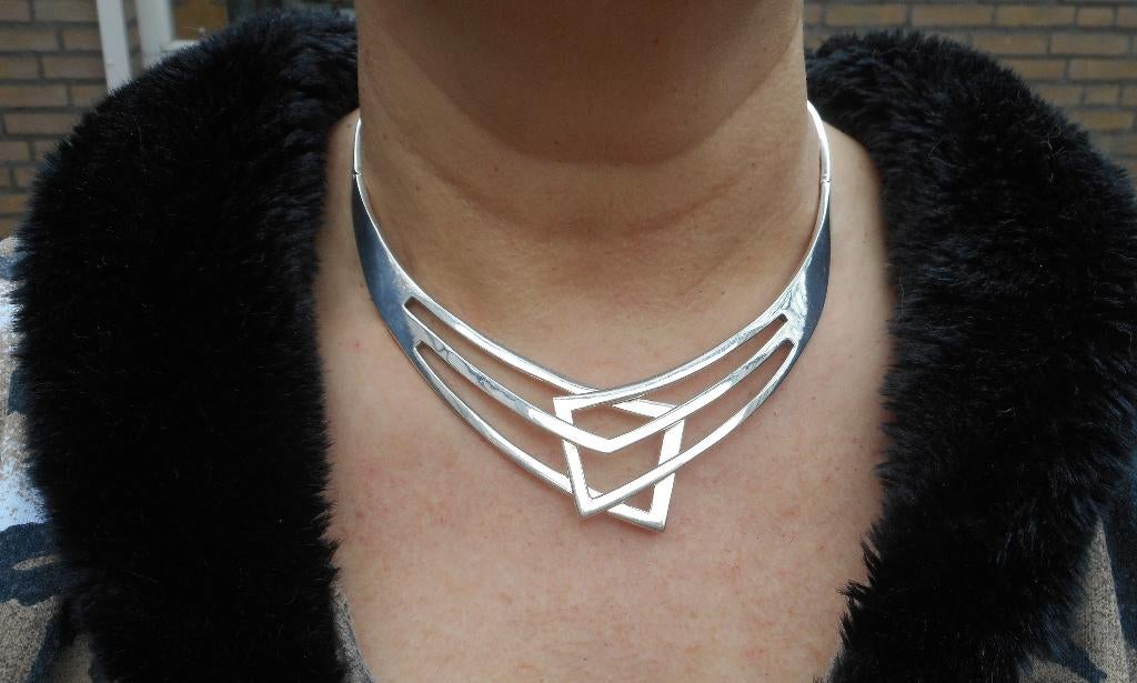 Zilveren prachtige massieve modernist set spang met armband