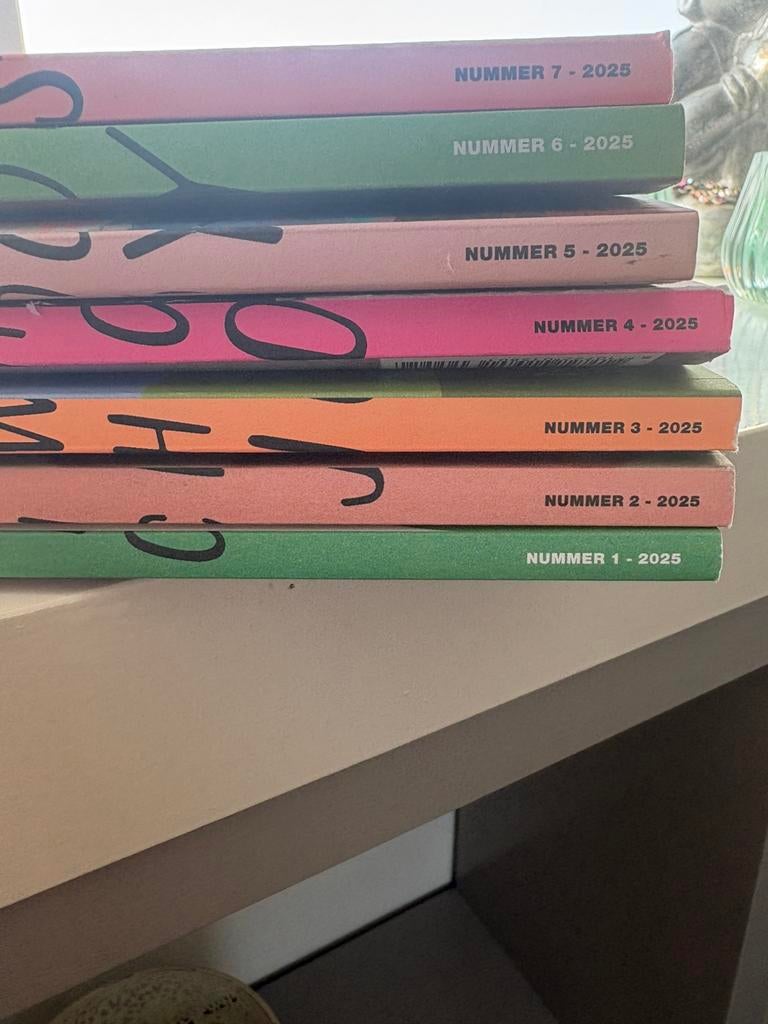 Flow magazine 2025 - edities 1 t/m 7, Boeken, Ophalen, Zo goed als nieuw, Damesbladen