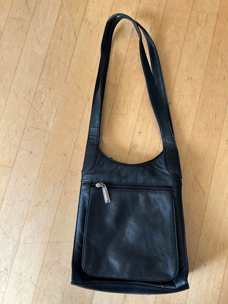 Gian Bernini lederen schoudertas, Ophalen of Verzenden, Zo goed als nieuw, Zwart, Schoudertasje